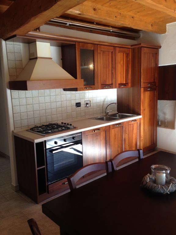 Maison Des Challant Challand Saint Victor Экстерьер фото